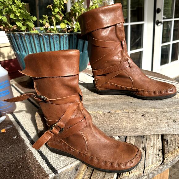Via Uno Leather Moccasin Boots Womens SZ 5/36 Brazil Handcrafted Boho Minimalist - Picture 2 of 8